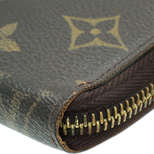 Louis Vuitton Monogram Zippy Wallet