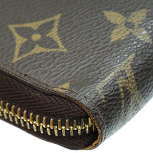 Louis Vuitton Monogram Zippy Wallet