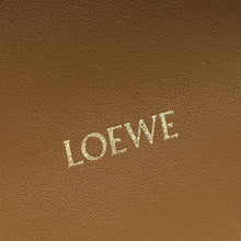 Loewe Oak Mellow Squeeze Medium Bag