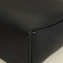 Loro Piana Black Extra Pocket L 19