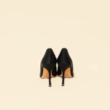 Manolo Blahnik Black Satin Hangisi Pump 37.5