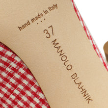 Manolo Blahnik Bicolor Checkered Hangisi Pumps 37