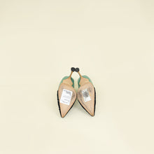 Manolo Blahnik Bicolor Gerontiushi Pump 39