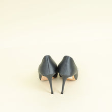 Manolo Blahnik Dark Grey Shufti Satin Pump 37
