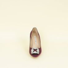 Manolo Blahnik Purple Hangisi Satin Pump 38.5