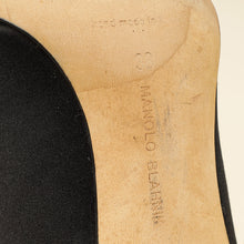 Manolo Blahnik Black Satin Hangisi Pump 38