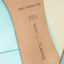 Manolo Blahnik Tiffany Hangisi Pumps 39.5
