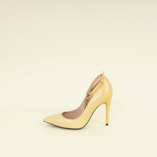 Tom Ford Beige Padlock Ankle Wrap Pump 37