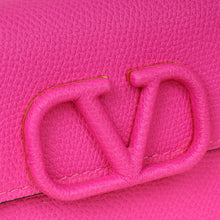 Valentino Fuchsia VLogo Signature Wallet on Chain