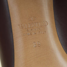 Valentino Burgundy Vlogo Pumps 39