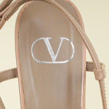 Valentino Nude VLogo Signature 40mm Pumps 36
