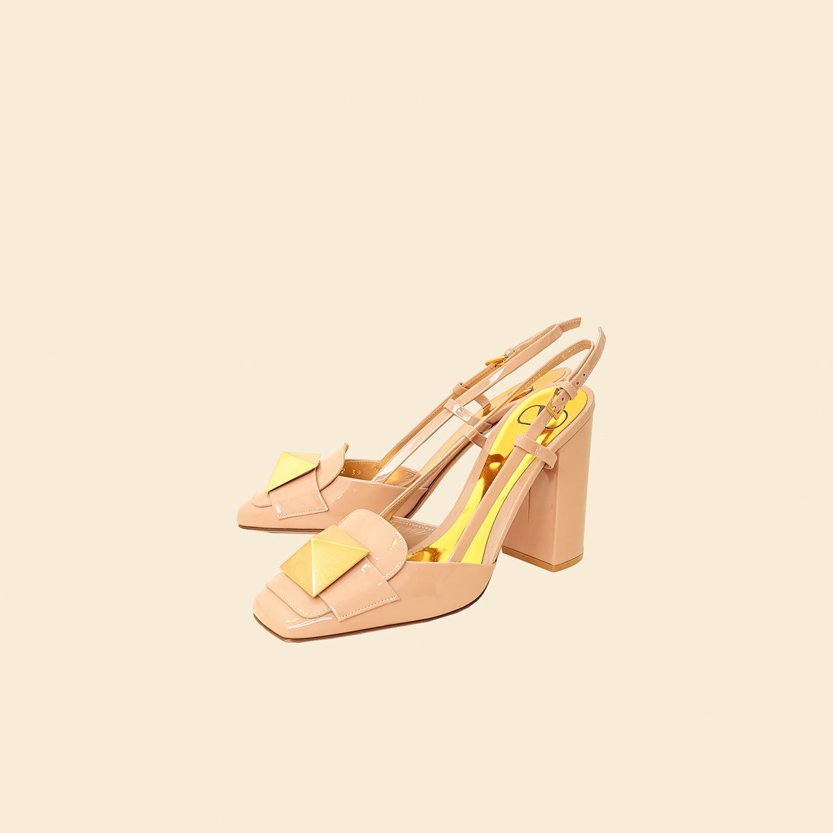 Valentino One Stud Slingback Pumps 39