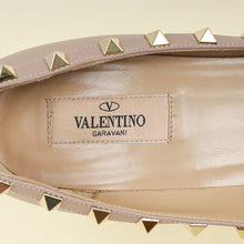 Valentino Poudre Rockstud Pump 39