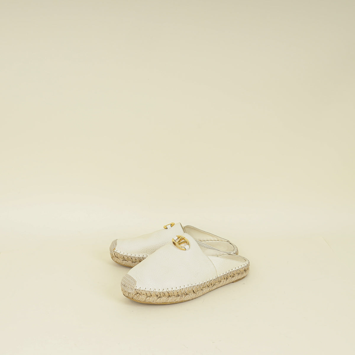 Valentino Ivory VLogo Mule 37