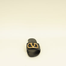 Valentino Black VLogo Slides 37