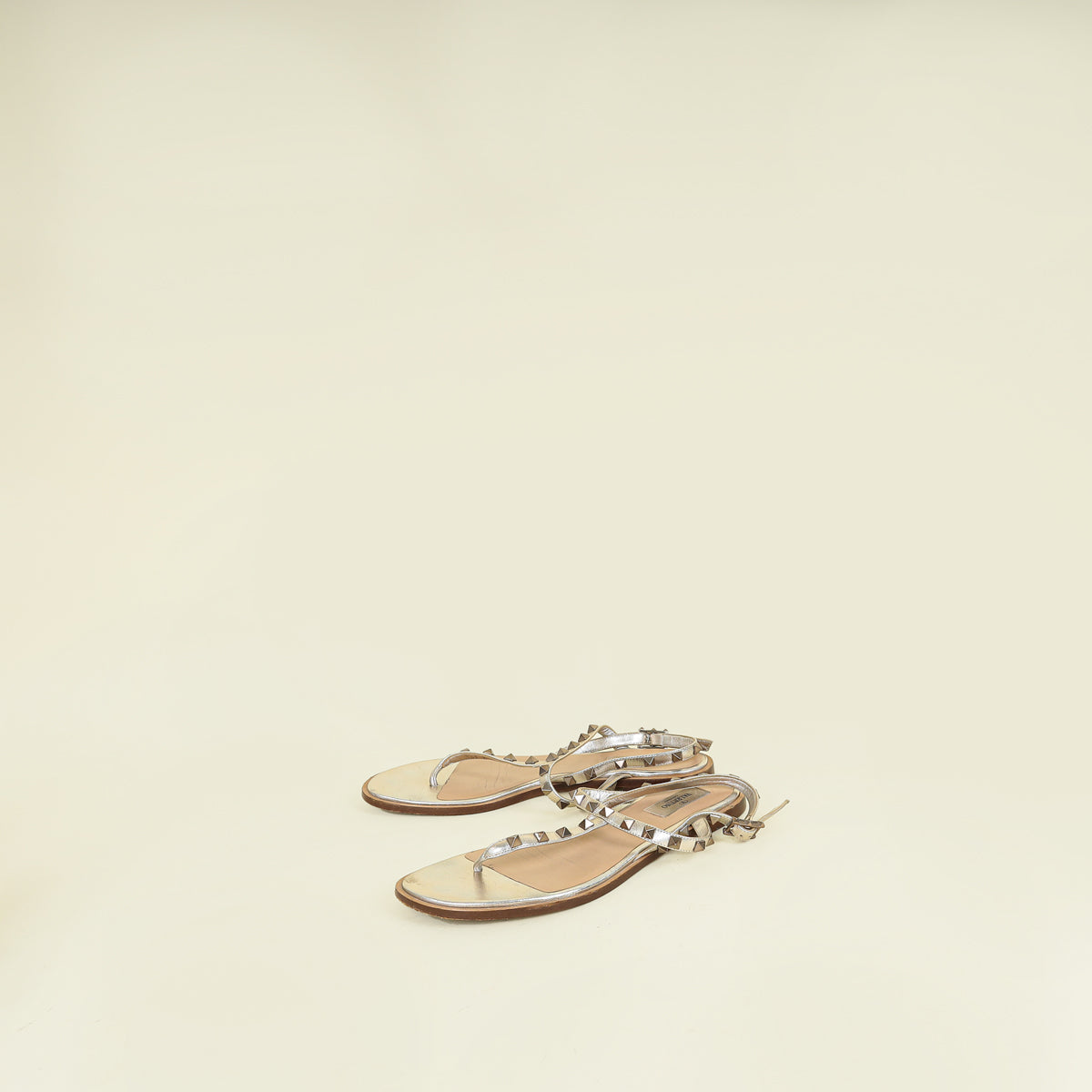 Valentino Metallic Champaigne Rockstud Thong Ankle Strap Flat 39.5