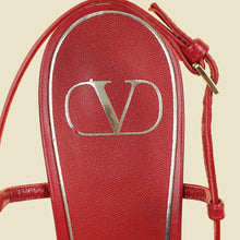 Valentino Bicolor VLogo Iconographe Slingback Pumps 39