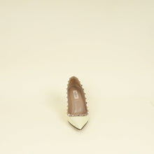 Valentino Cream Rockstud Pump 39