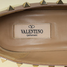 Valentino Cream Rockstud Pump 39