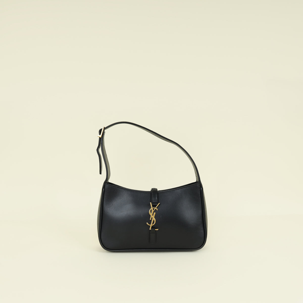 YSL Black LE 5 À 7 Bag