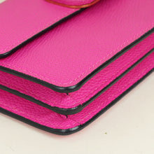 Valentino Fuchsia Vlogo Wallet On Chain